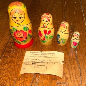 Traditional Russian Nesting Dolls Set - Yellow Floral Design